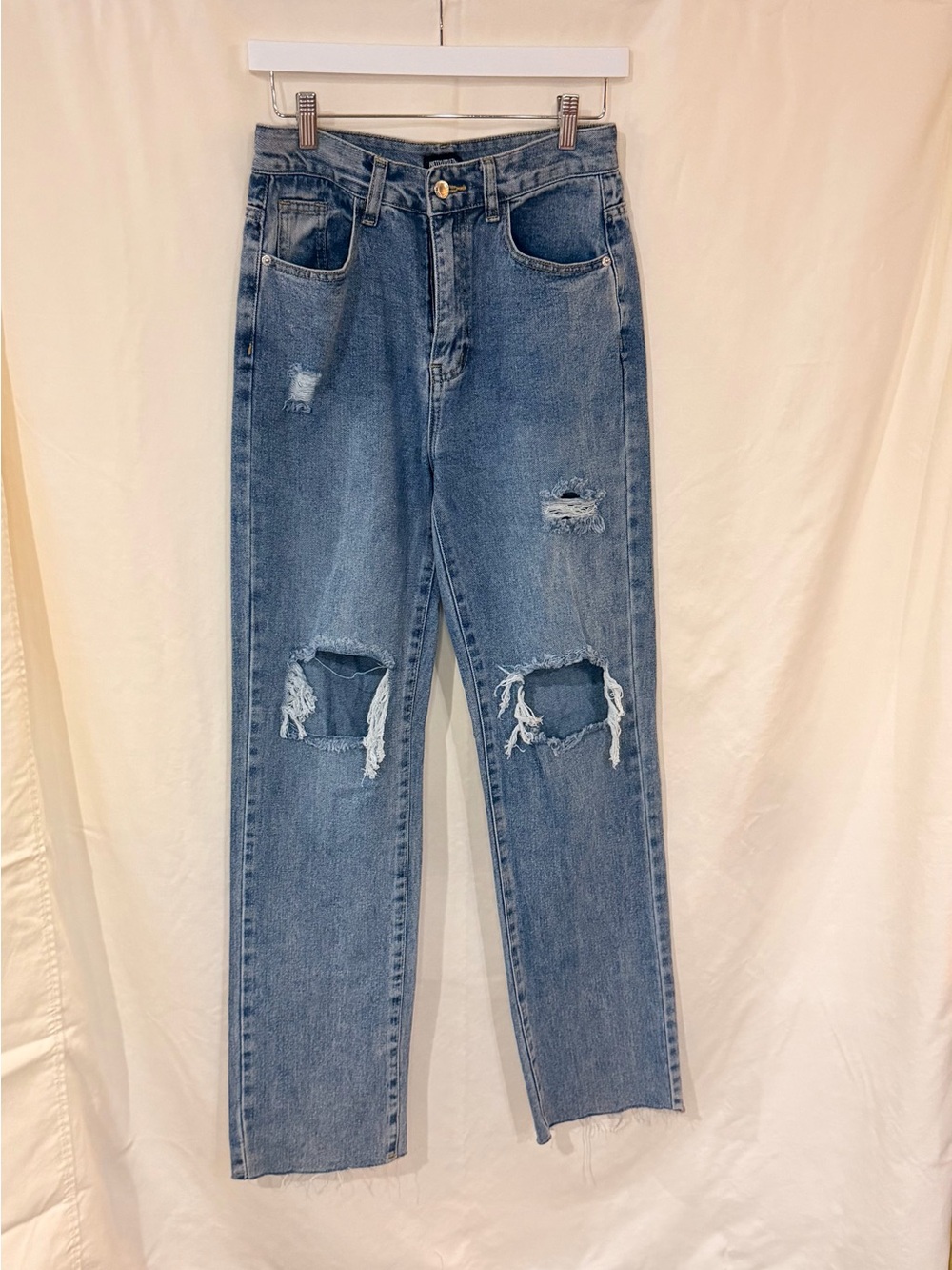 PrettyLittleThing Light Blue Ripped High-Rise Jeans